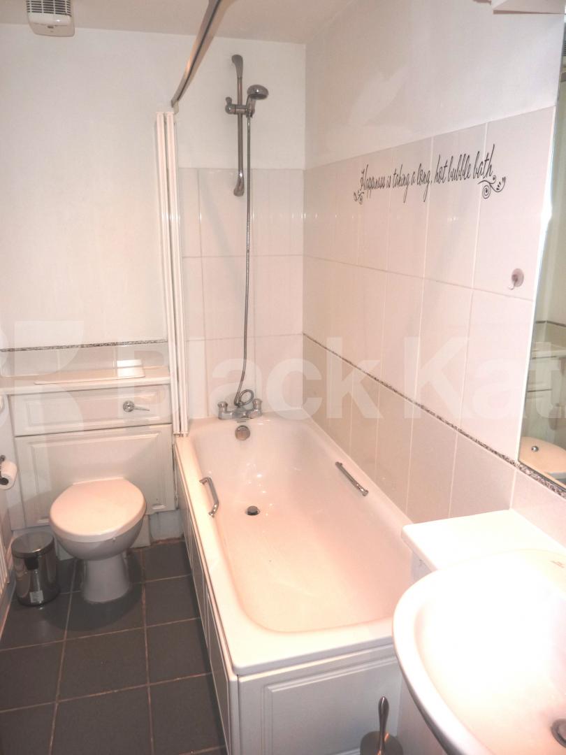 			NEW INSTRUCTION!, 2 Bedroom, 1 bath, 1 reception Flat			 Palgrave Gardens, BAKER STREET / REGENTS PARK